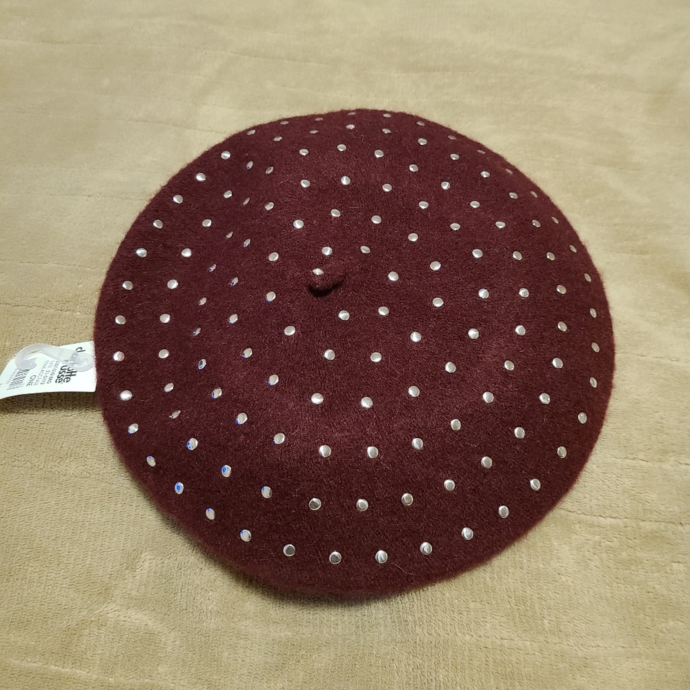 Charlotte Russe Beret Hat
